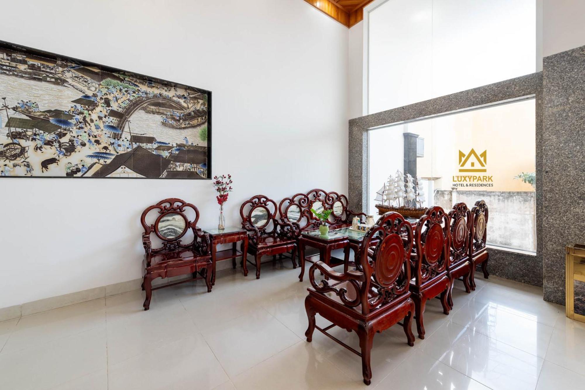 Luxy Park Hotel - Phu Quoc Centre ภายนอก รูปภาพ