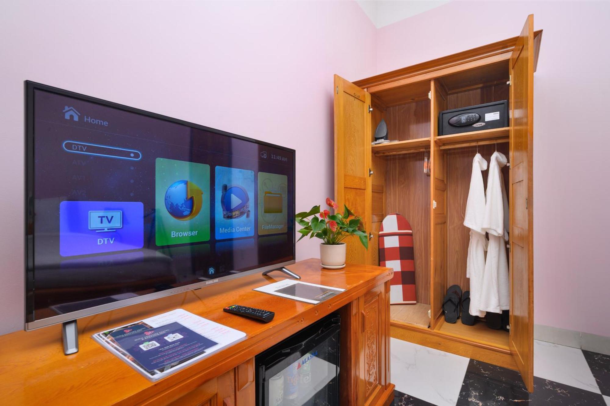 Luxy Park Hotel - Phu Quoc Centre ภายนอก รูปภาพ